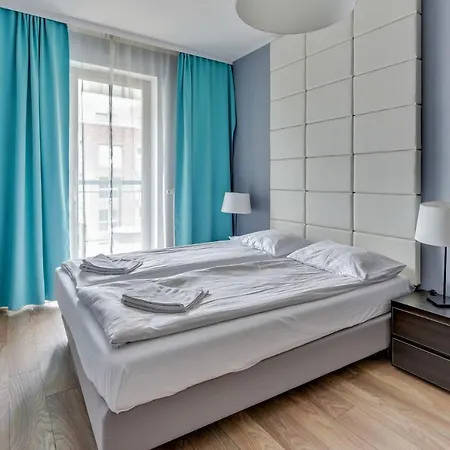 Grand Szafarnia 8 شقة