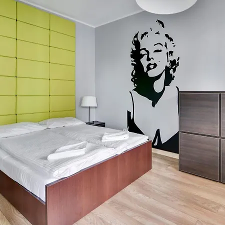 Grand Szafarnia 8 * Gdańsk